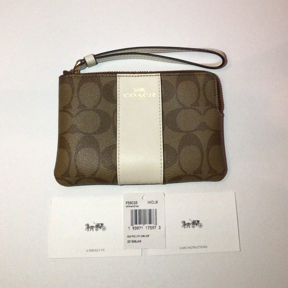 COACH CORNER ZIP WRISTLET - KHAKI IN SIGNATURE CANVAS